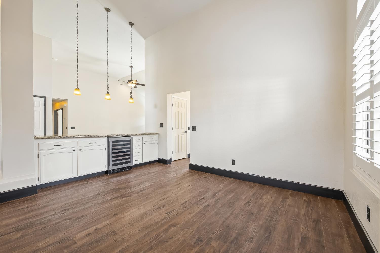 1968 Sample Ave, Clovis, CA 93611