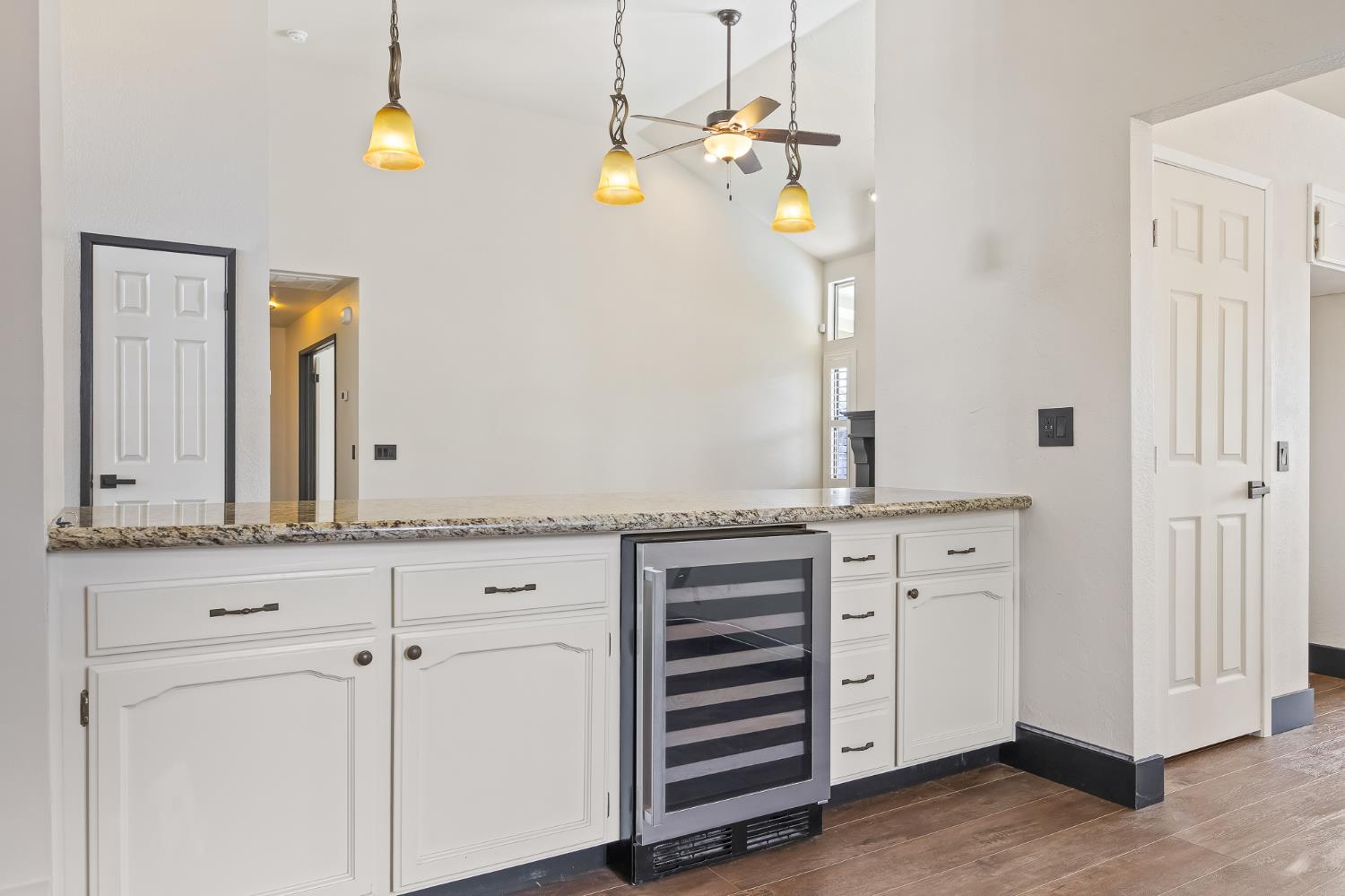 1968 Sample Ave, Clovis, CA 93611