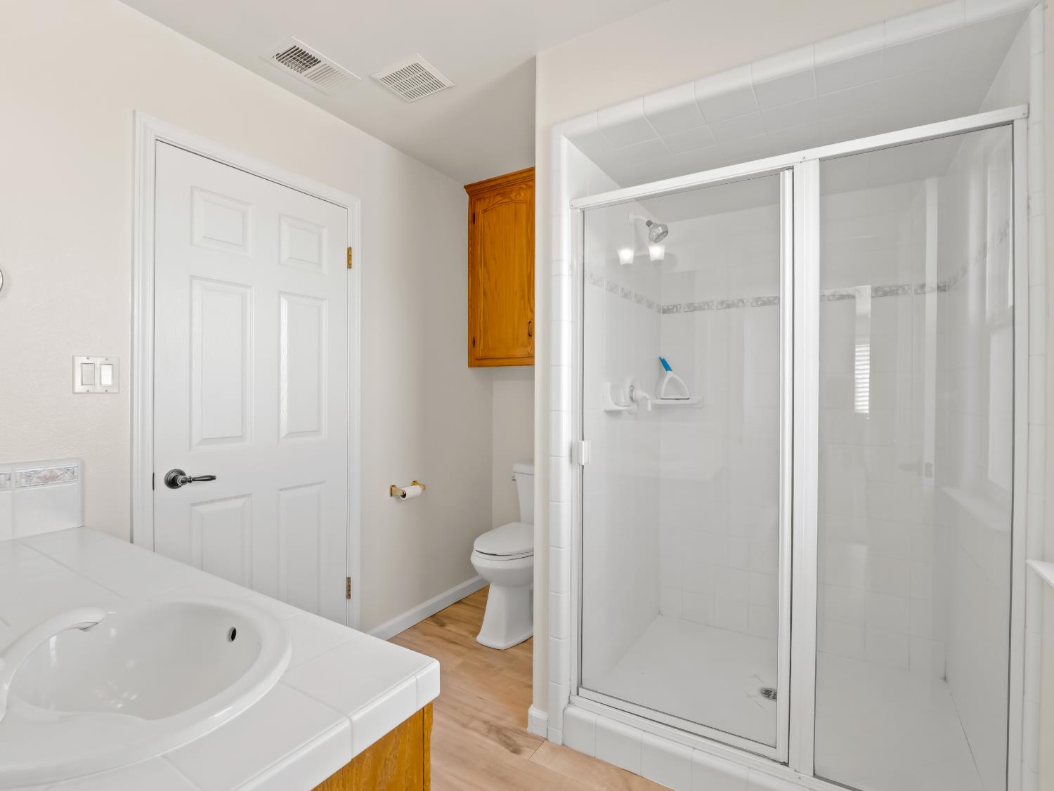 2055 N Cambridge Cir, Reedley, CA 93654
