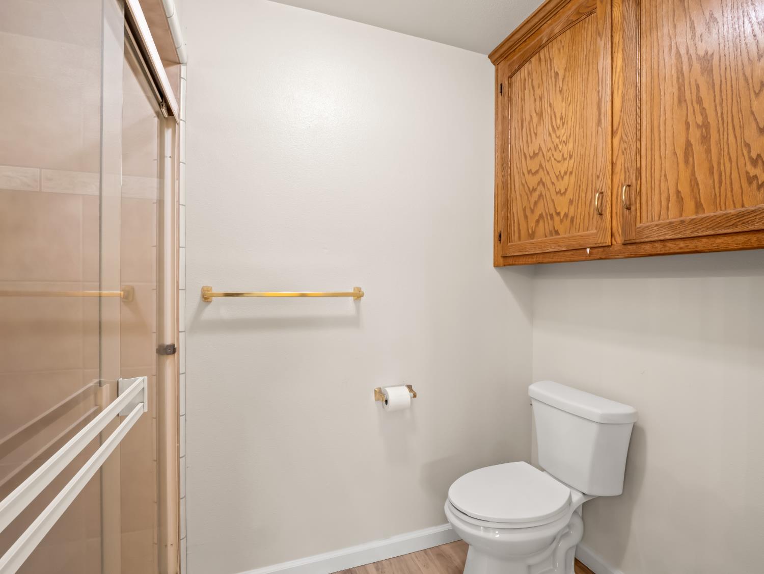 2055 N Cambridge Cir, Reedley, CA 93654