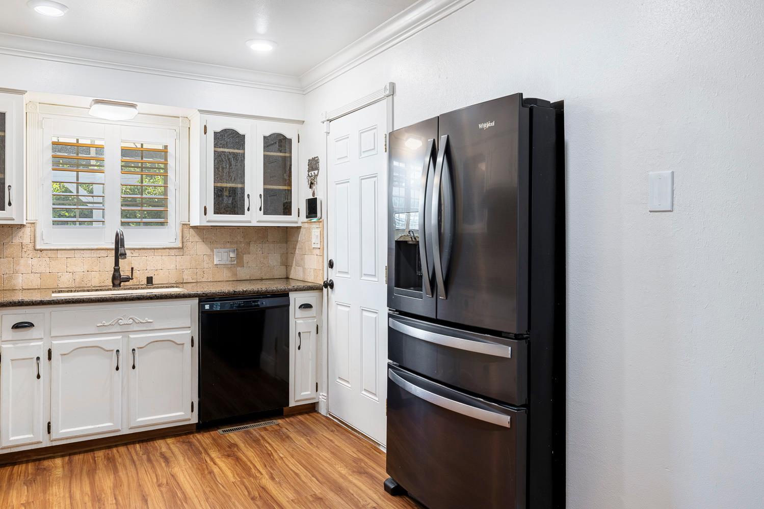 548 E Fremont Ave, Fresno, CA 93710