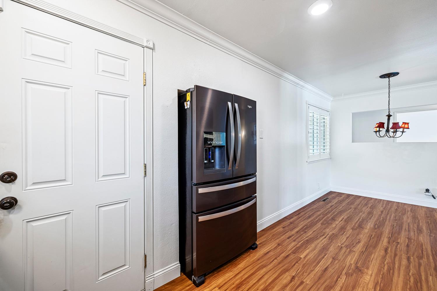 548 E Fremont Ave, Fresno, CA 93710