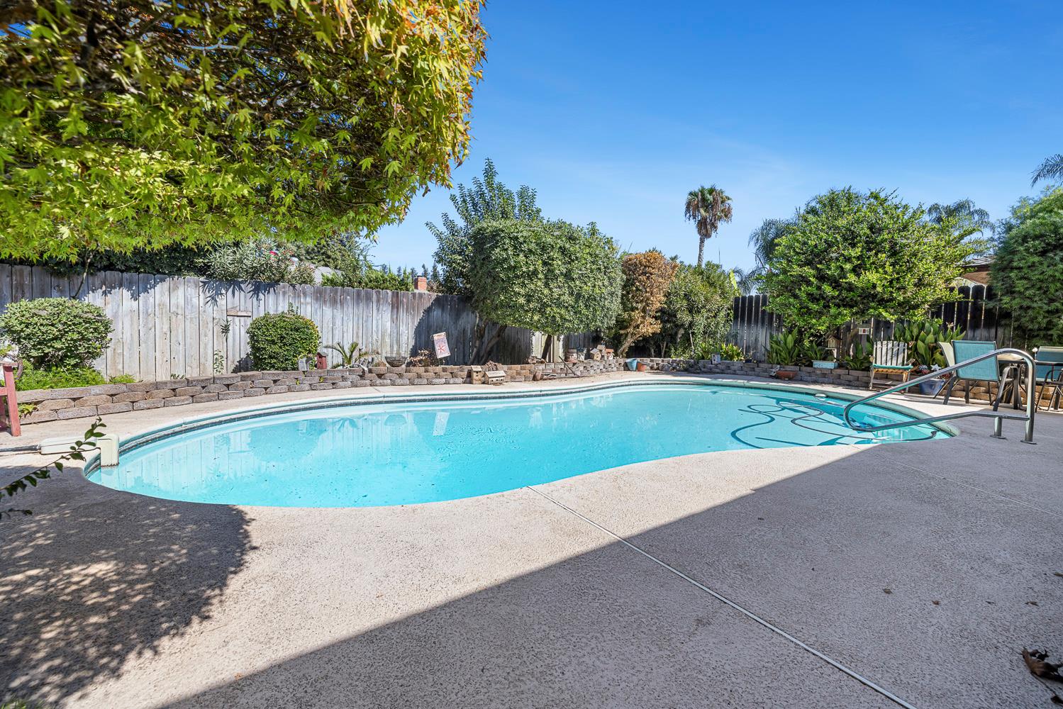 548 E Fremont Ave, Fresno, CA 93710