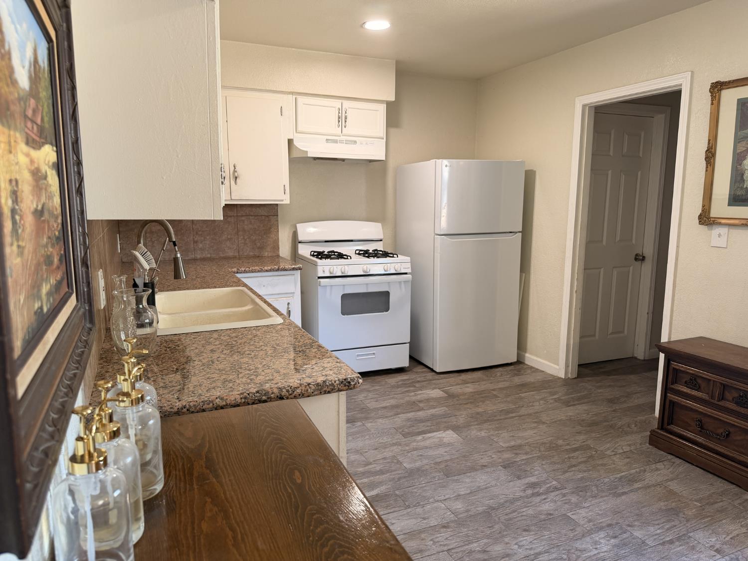 30708 Road 70, Goshen, CA 93227