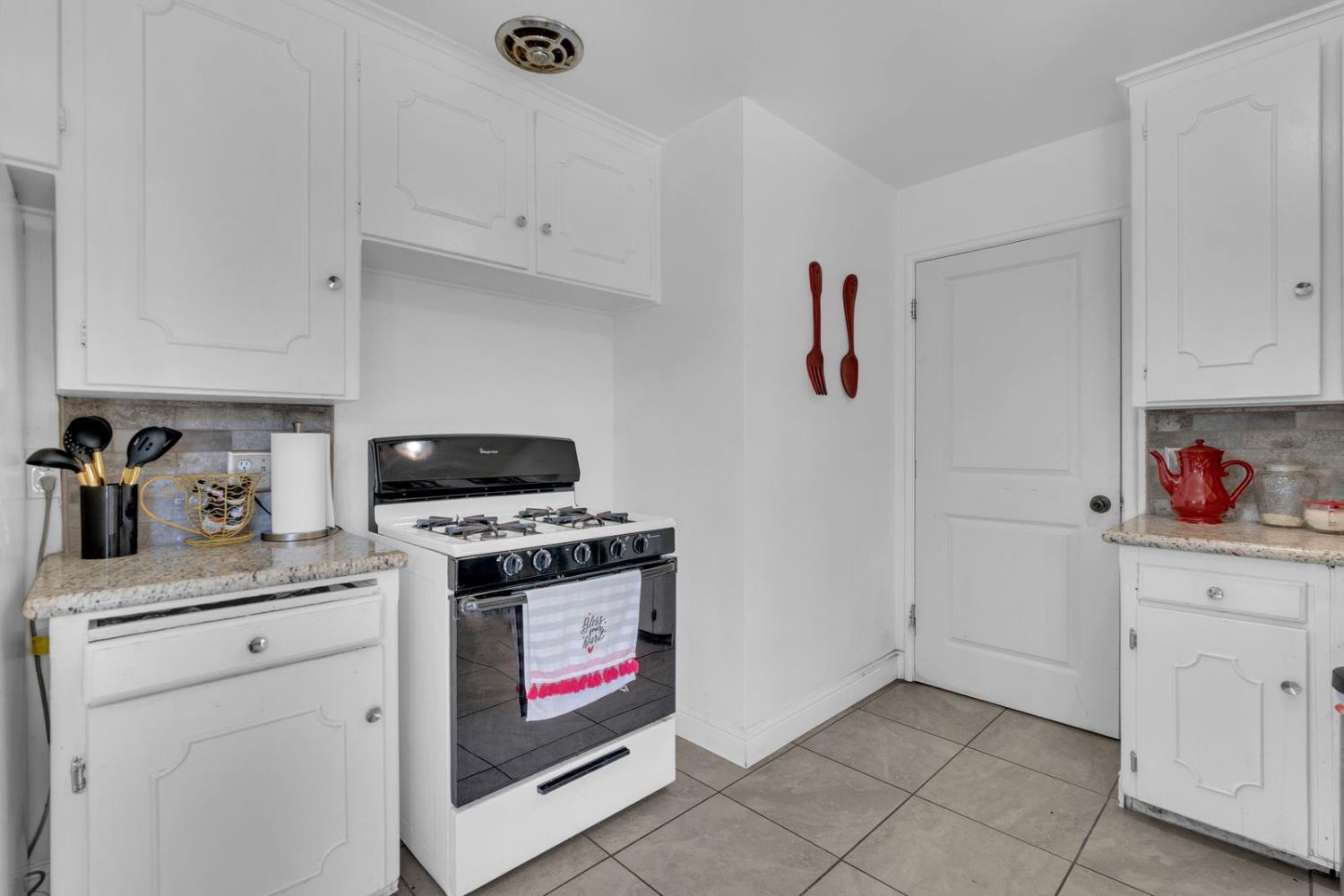 4005 E Princeton Ave, Fresno, CA 93703