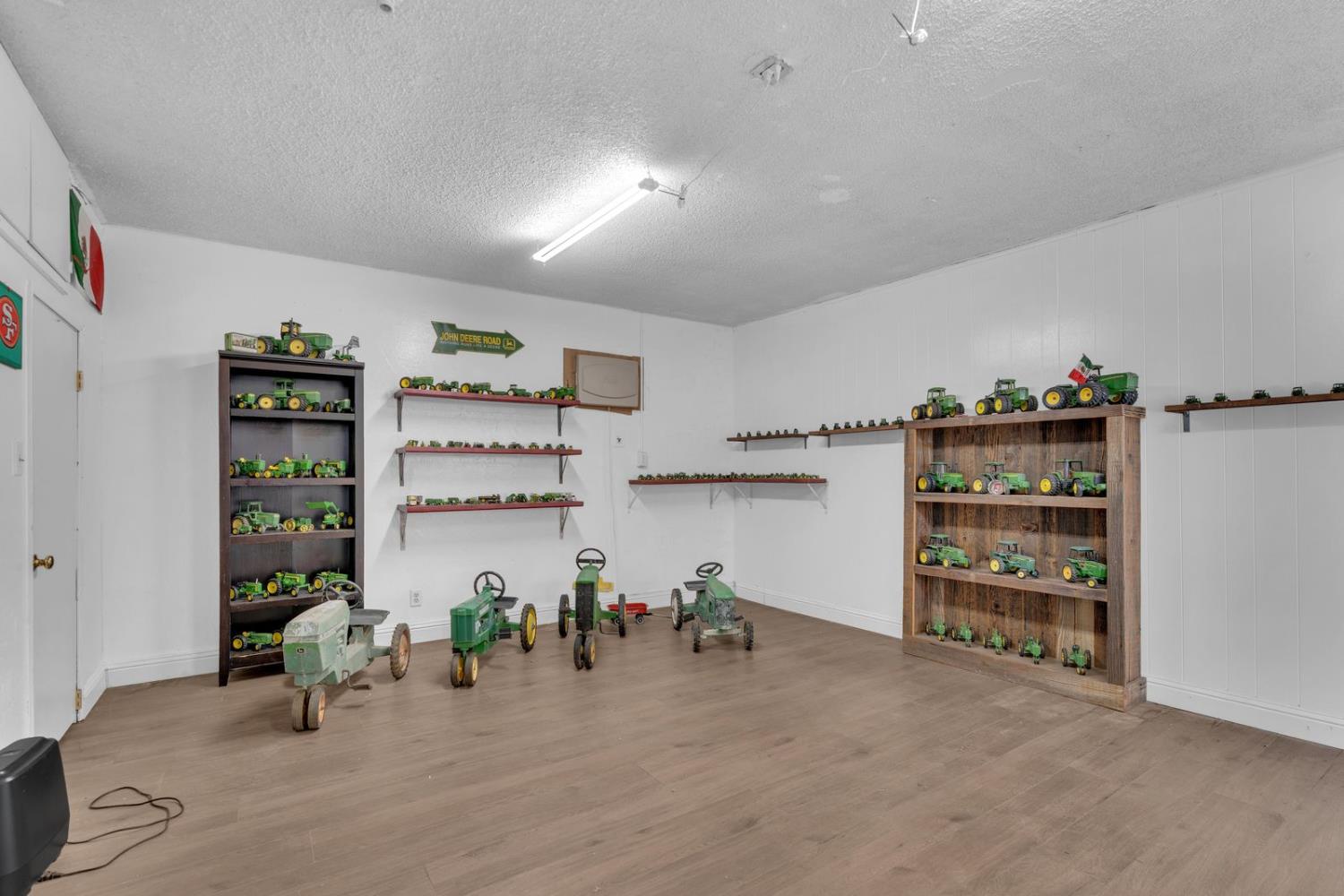 4005 E Princeton Ave, Fresno, CA 93703