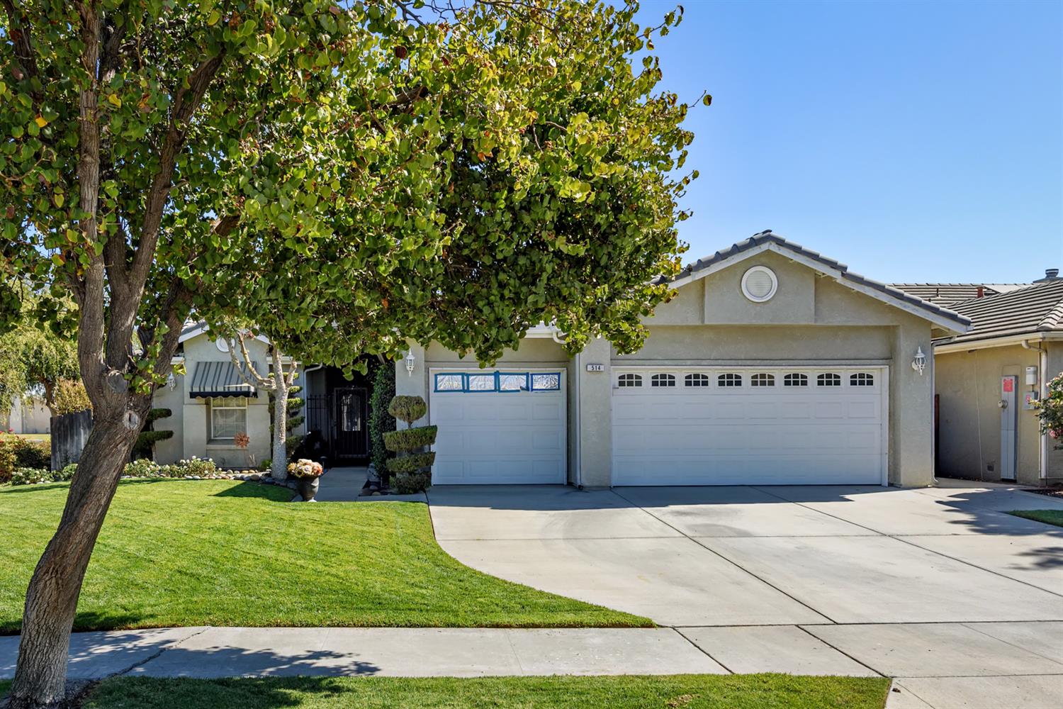514 Mallard Ave, Lemoore, CA 93245