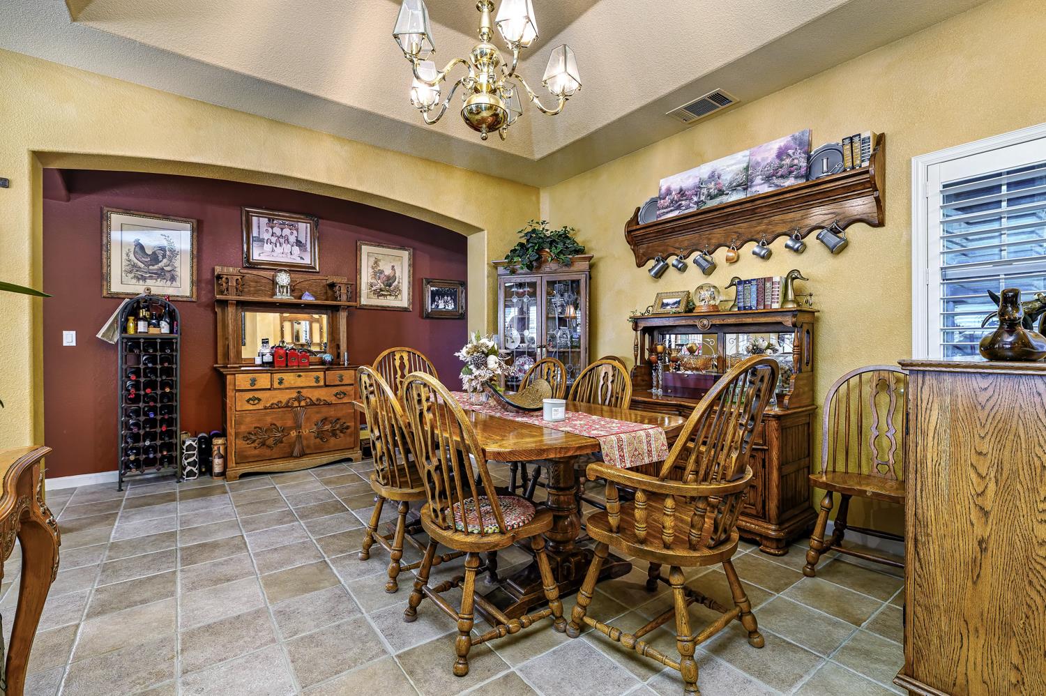 514 Mallard Ave, Lemoore, CA 93245