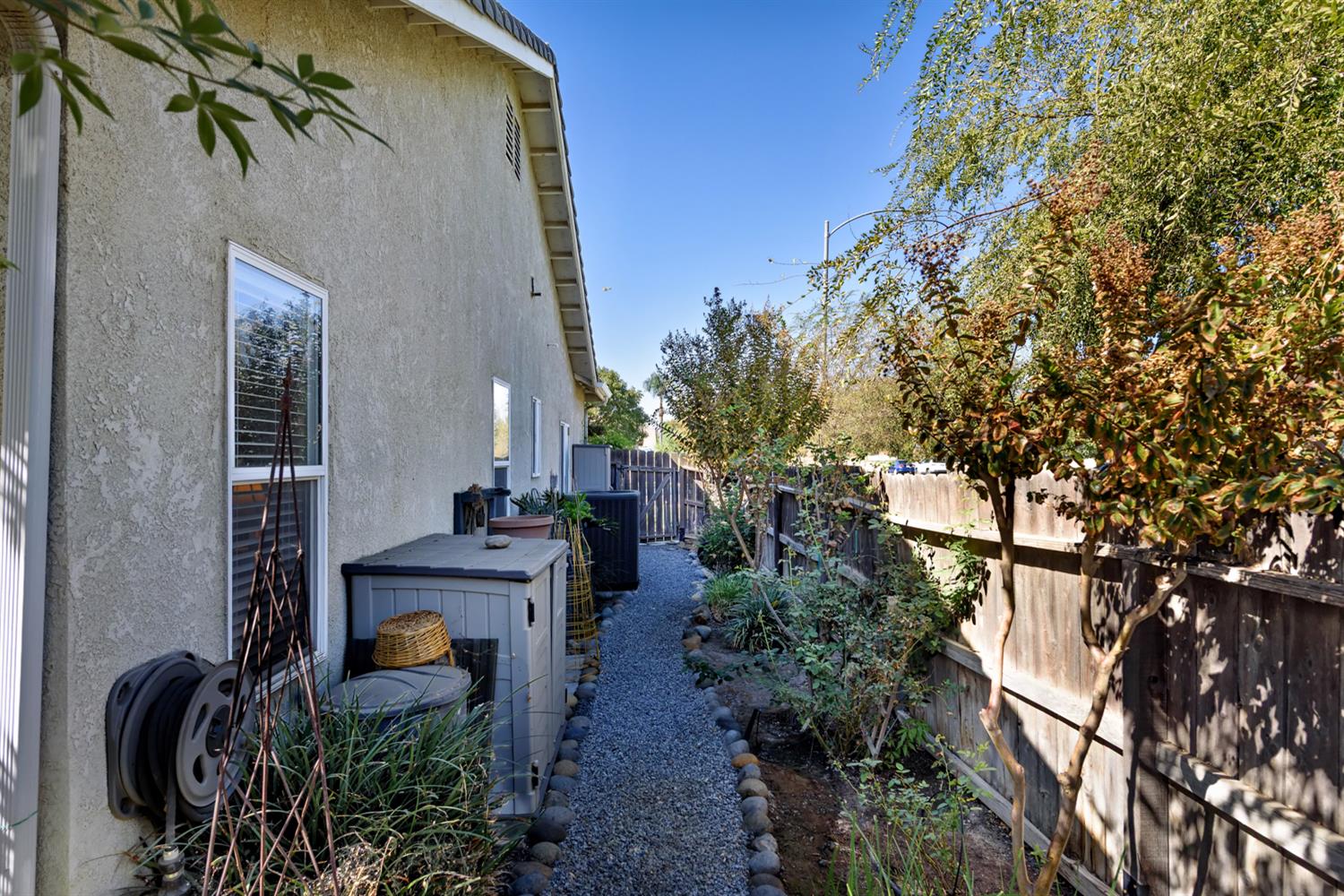514 Mallard Ave, Lemoore, CA 93245