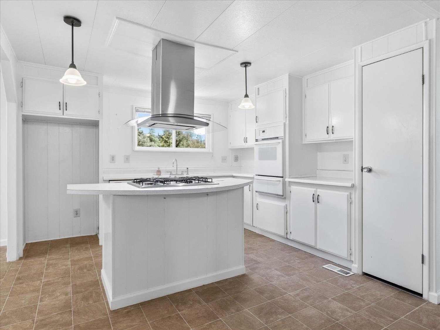 39678 Road 425B #38, Oakhurst, CA 93644