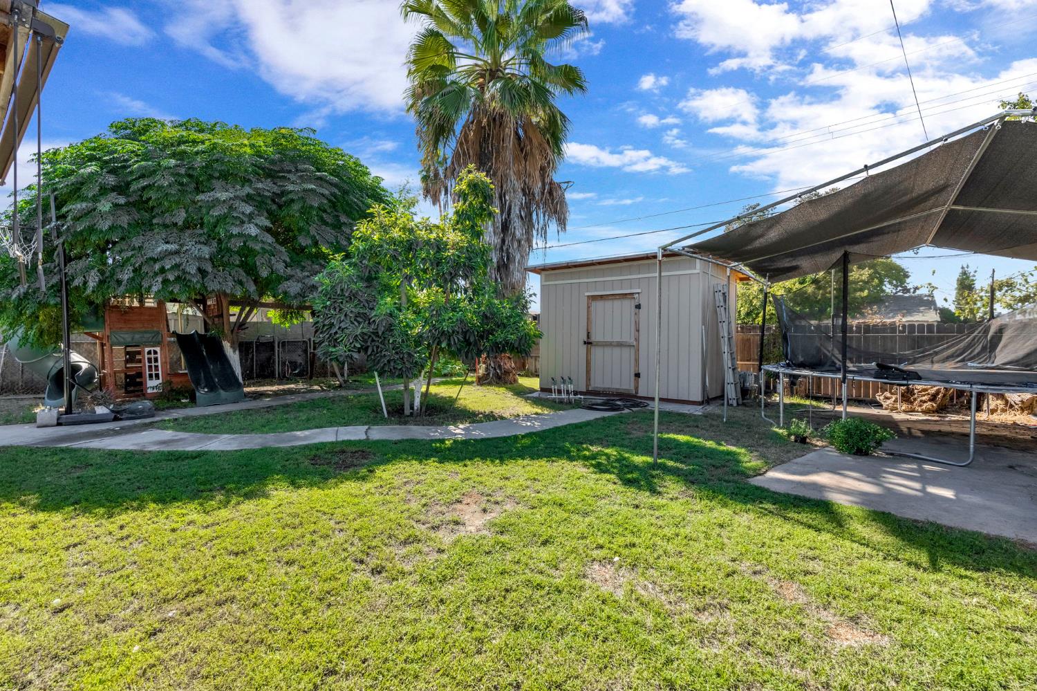 2511 Shaft St, Selma, CA 93662