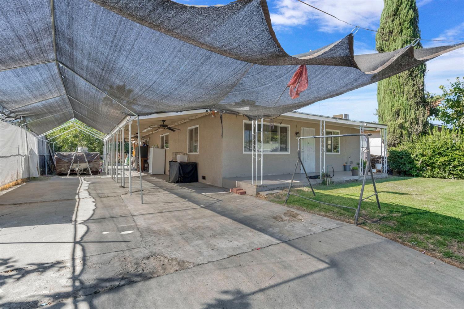 2511 Shaft St, Selma, CA 93662