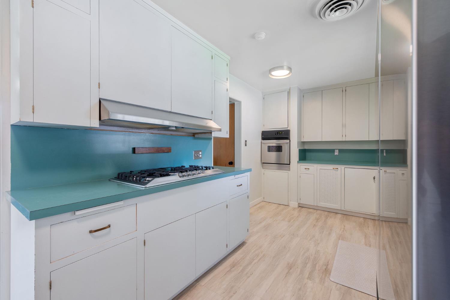 2544 W Keogh Ave, Visalia, CA 93291