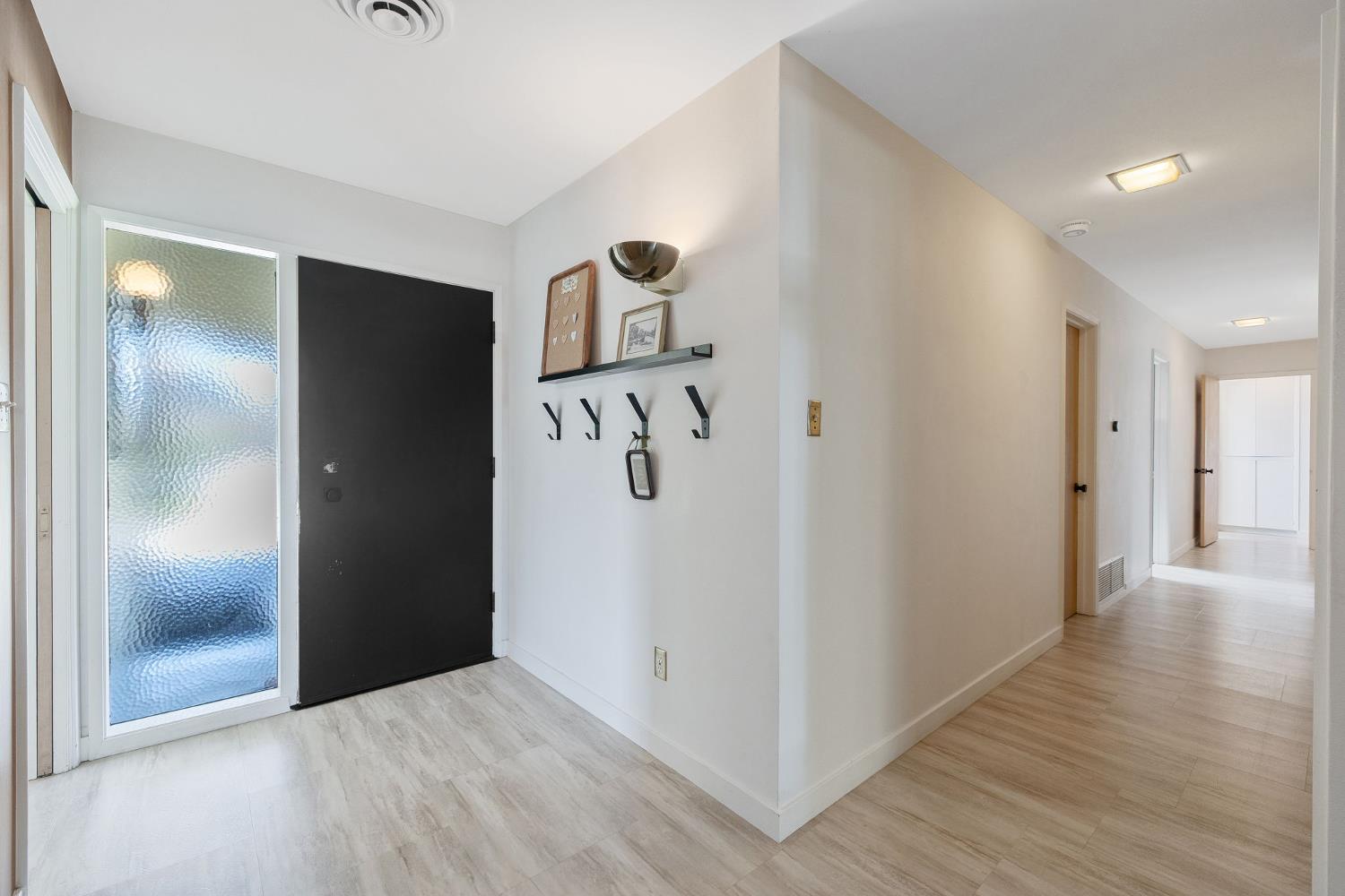 2544 W Keogh Ave, Visalia, CA 93291