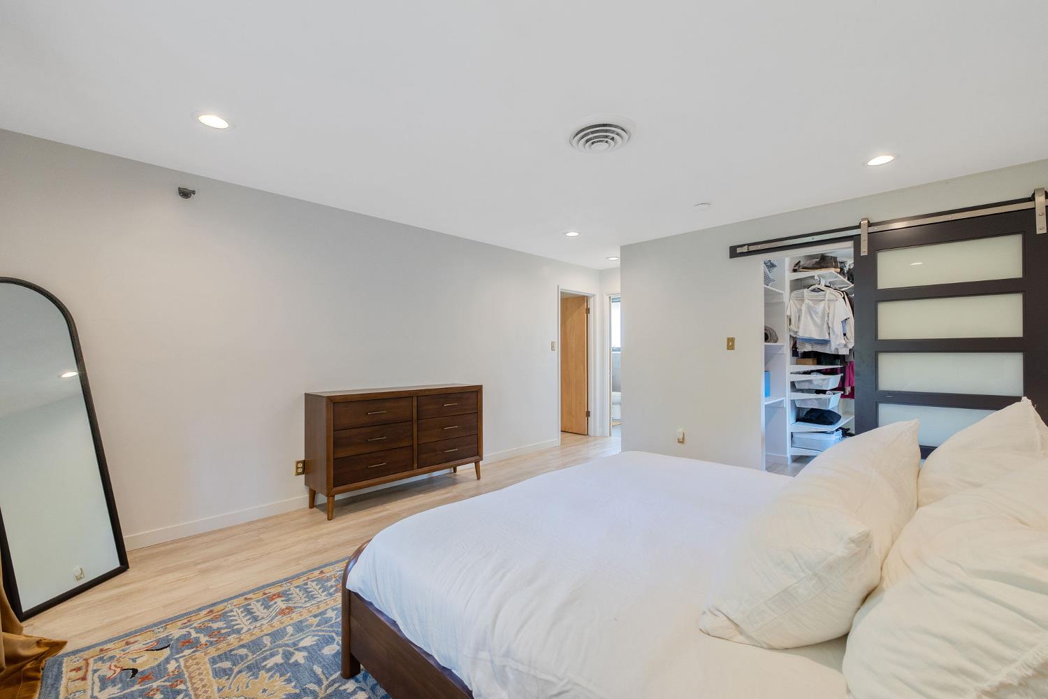 2544 W Keogh Ave, Visalia, CA 93291