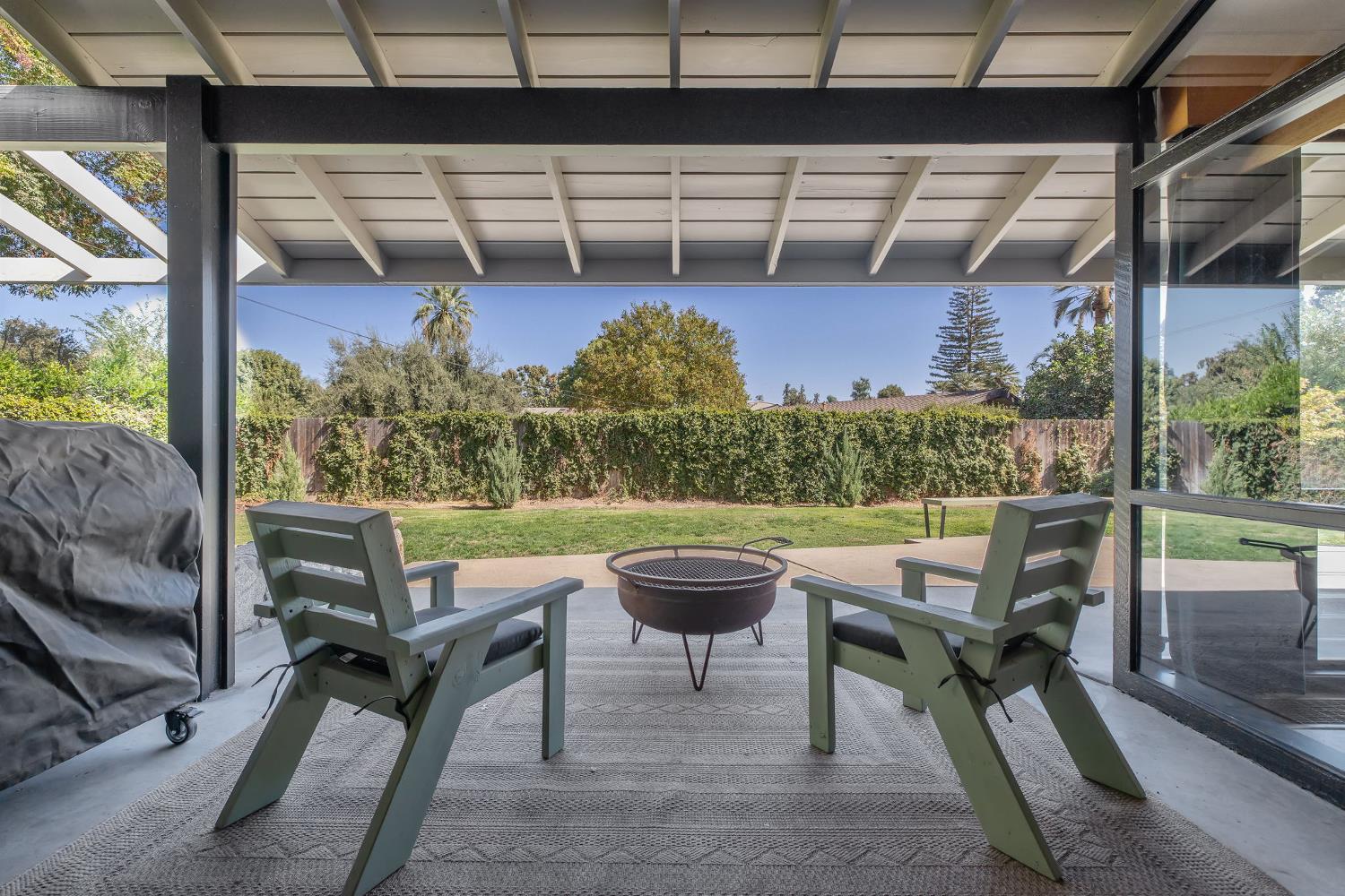 2544 W Keogh Ave, Visalia, CA 93291