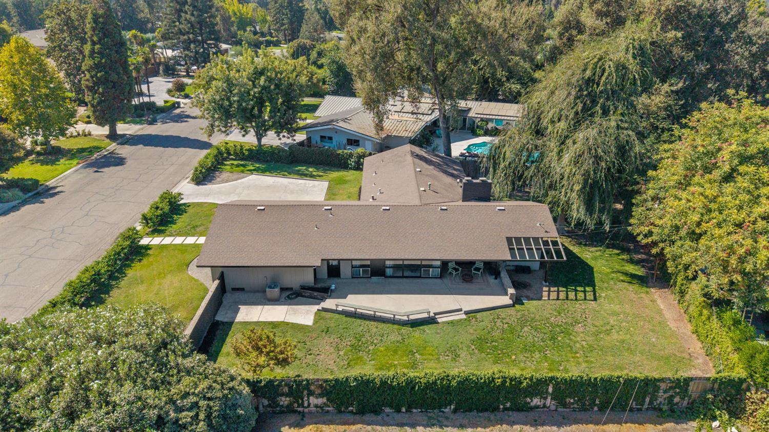 2544 W Keogh Ave, Visalia, CA 93291