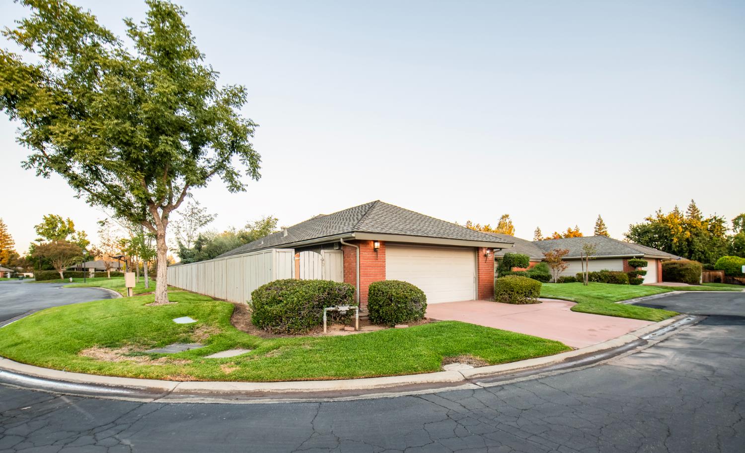 6339 N Palm Ave, Fresno, CA 93704