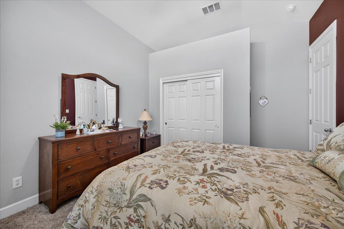 3144 Rall Ave, Clovis, CA 93619
