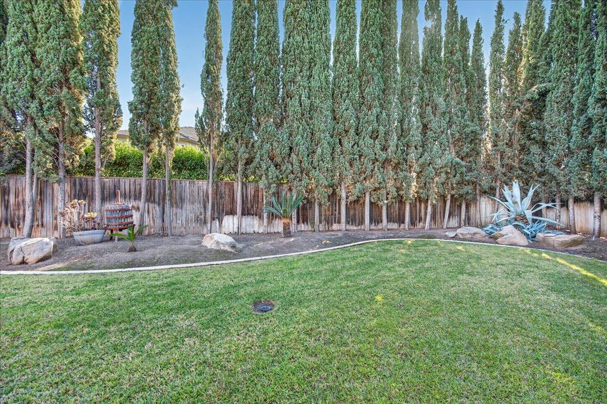 3144 Rall Ave, Clovis, CA 93619