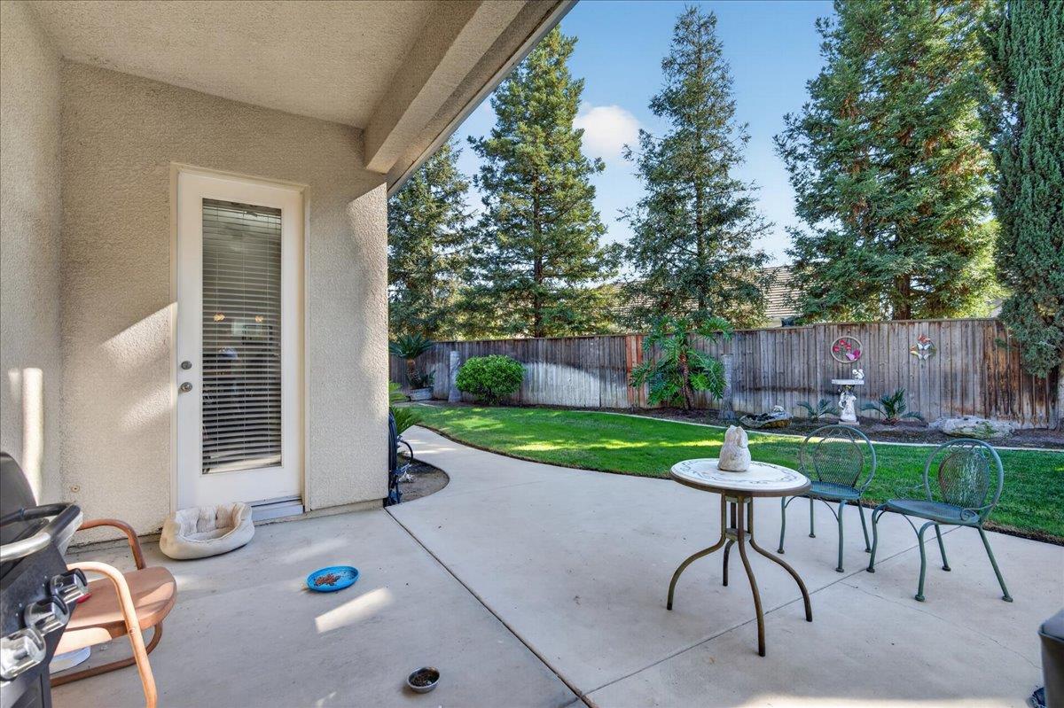 3144 Rall Ave, Clovis, CA 93619