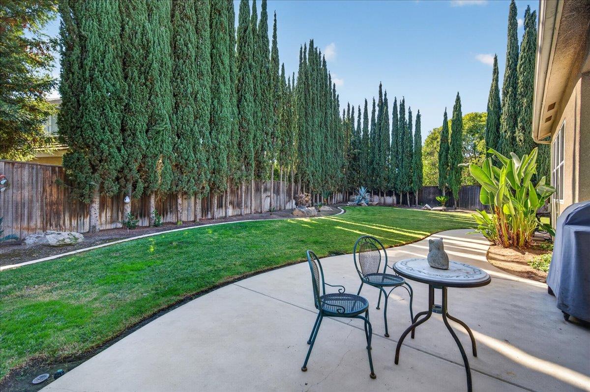 3144 Rall Ave, Clovis, CA 93619