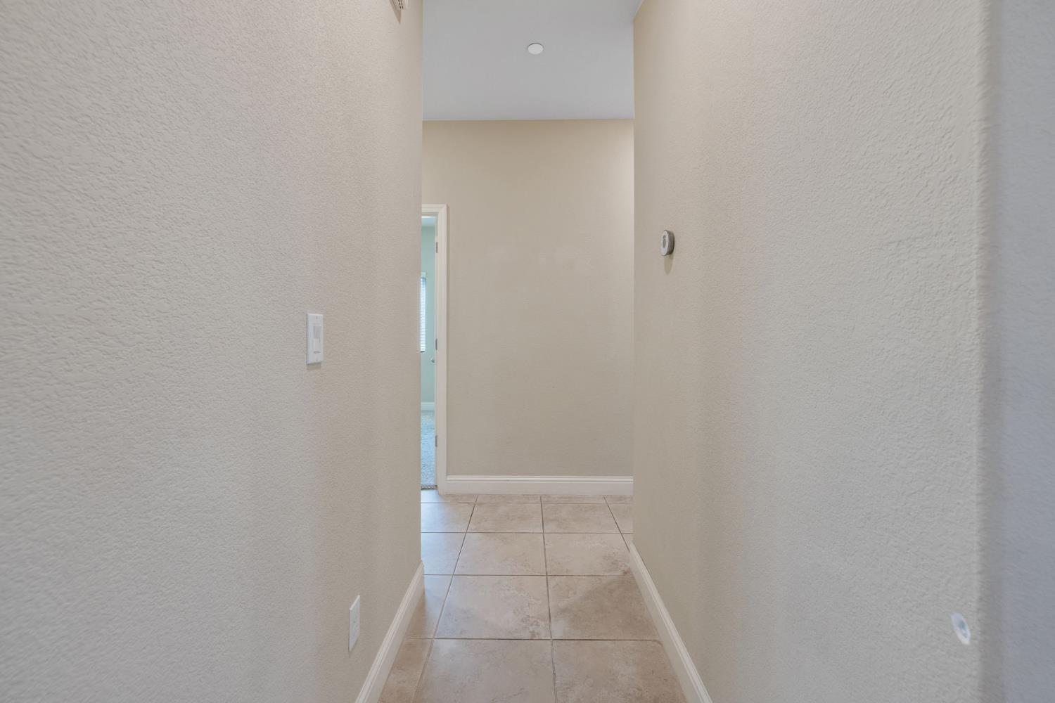 2521 N Fontana St, Visalia, CA 93291