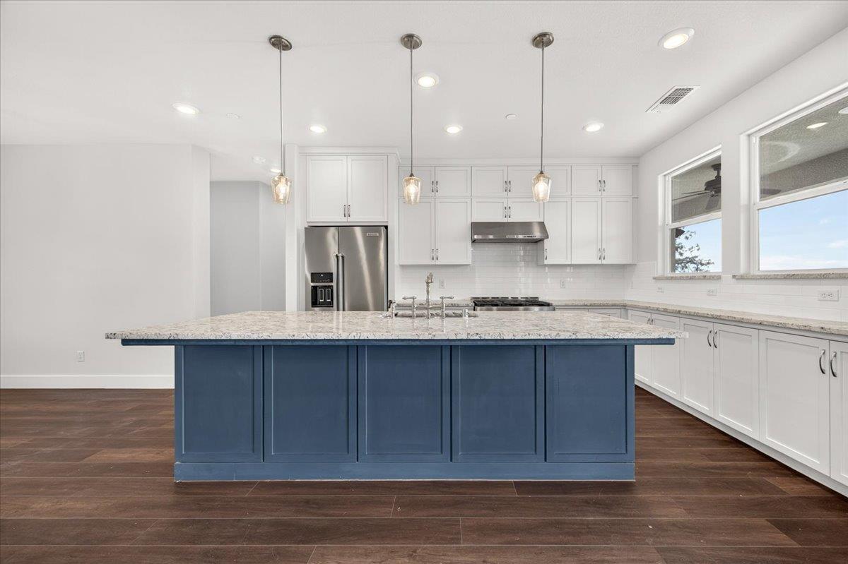 40738 Lilley Mountain Dr, Coarsegold, CA 93614