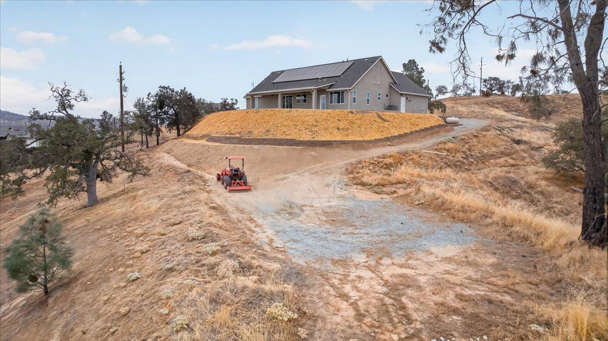 40738 Lilley Mountain Dr, Coarsegold, CA 93614