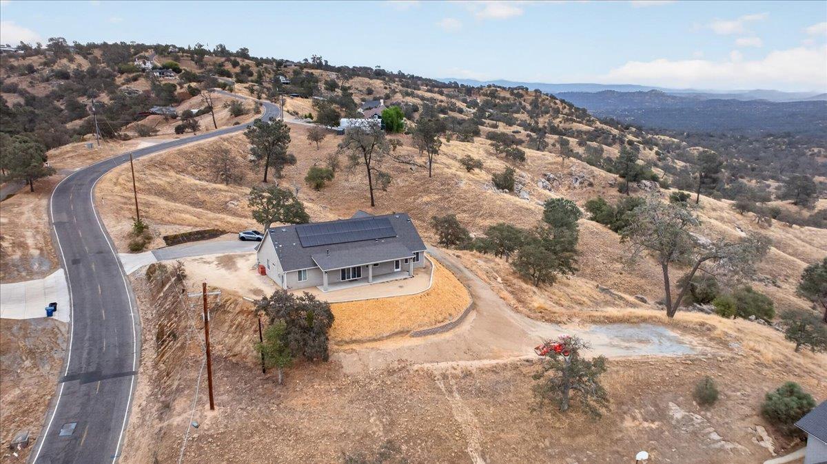 40738 Lilley Mountain Dr, Coarsegold, CA 93614