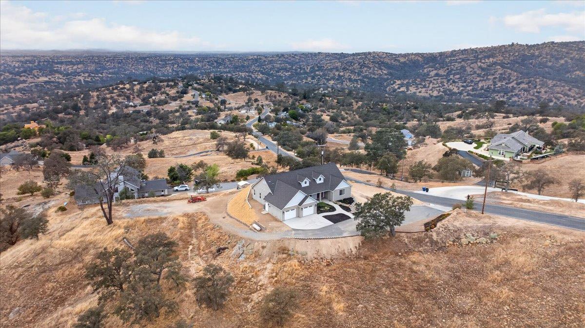 40738 Lilley Mountain Dr, Coarsegold, CA 93614