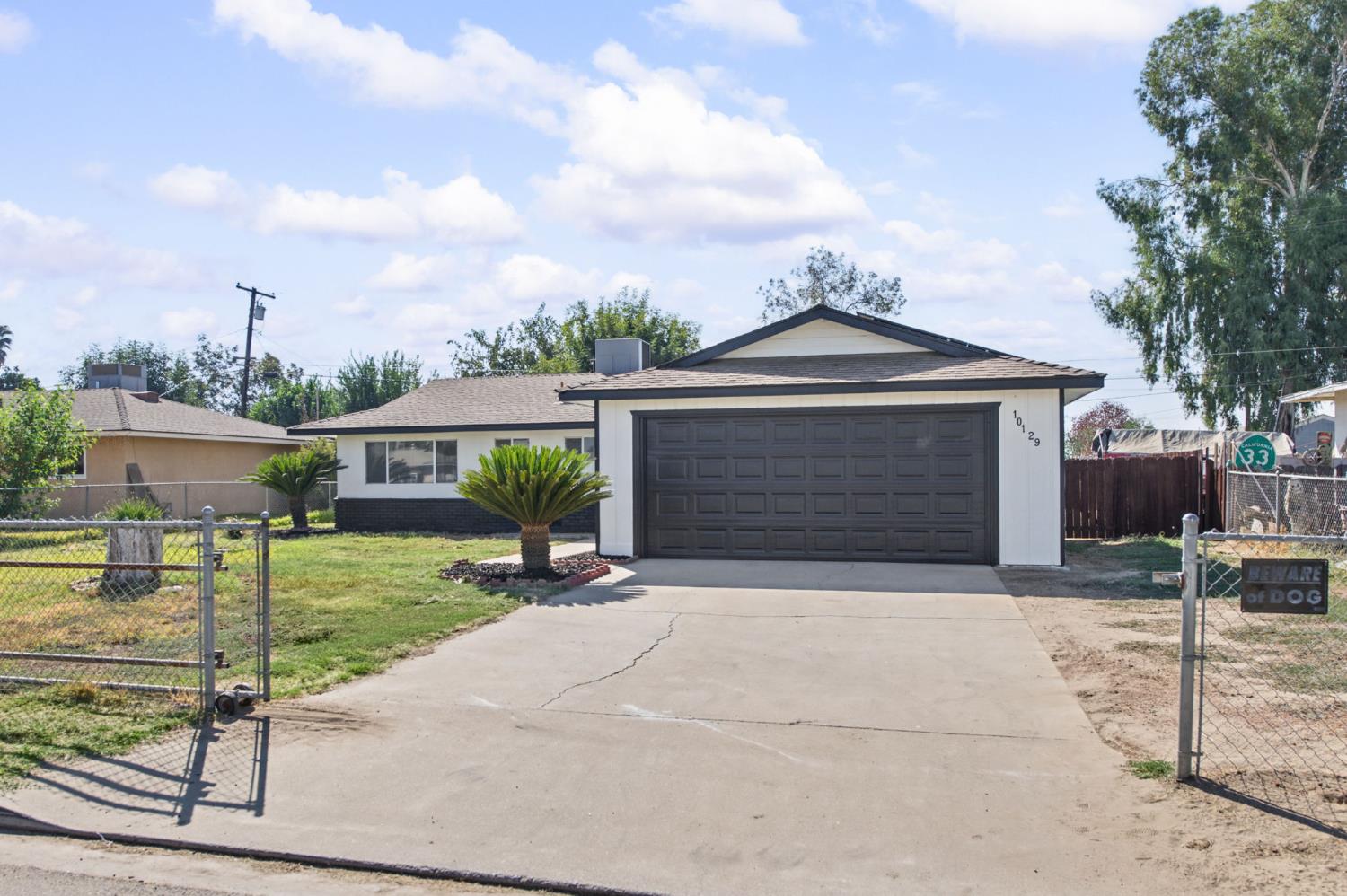 10129 Heath St, Hanford, CA 93230