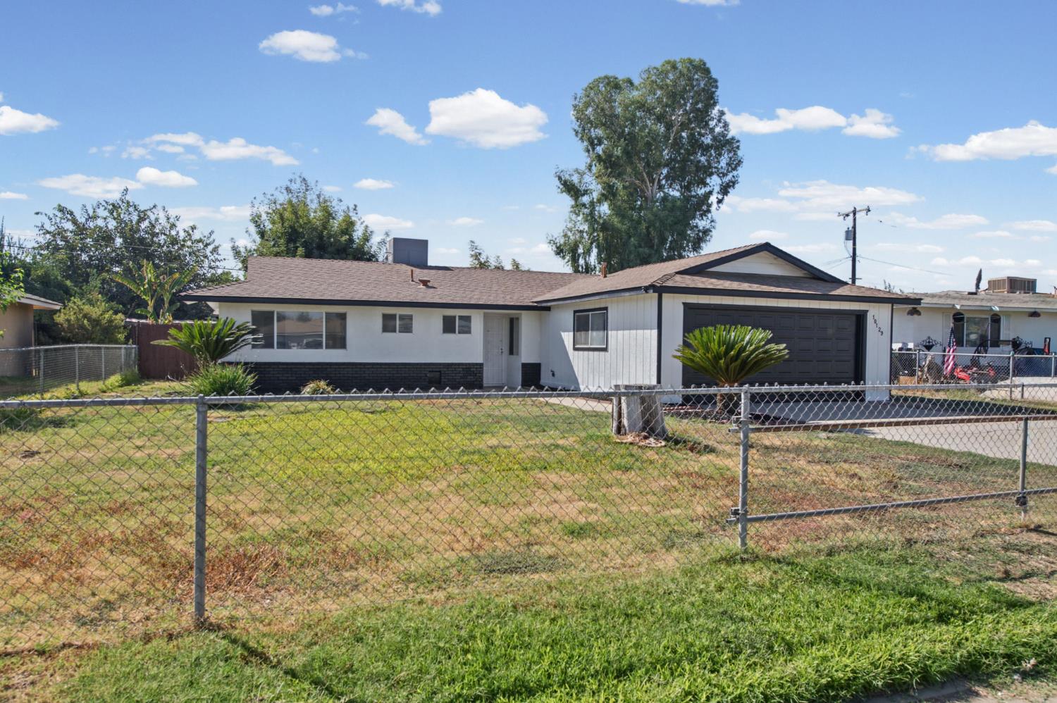 10129 Heath St, Hanford, CA 93230