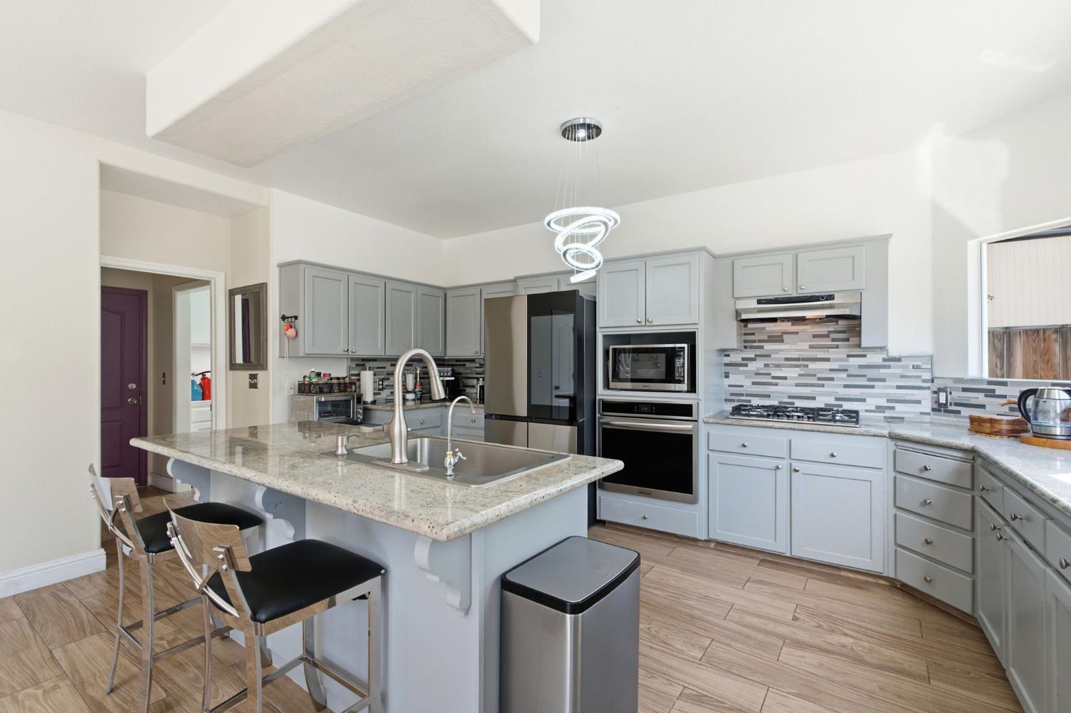 9740 N Whitney Ave, Fresno, CA 93720