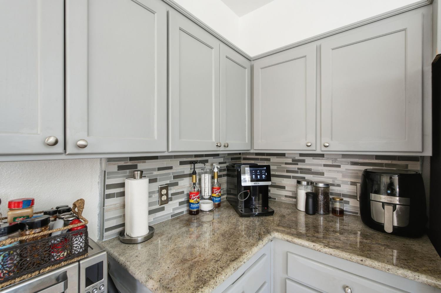 9740 N Whitney Ave, Fresno, CA 93720