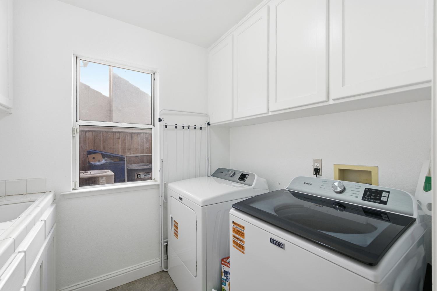 9740 N Whitney Ave, Fresno, CA 93720