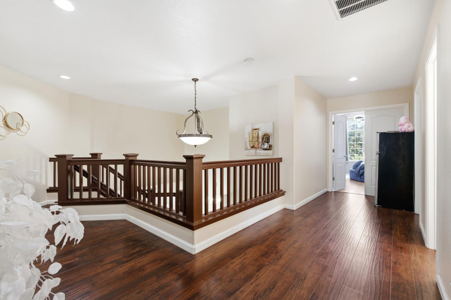 9740 N Whitney Ave, Fresno, CA 93720