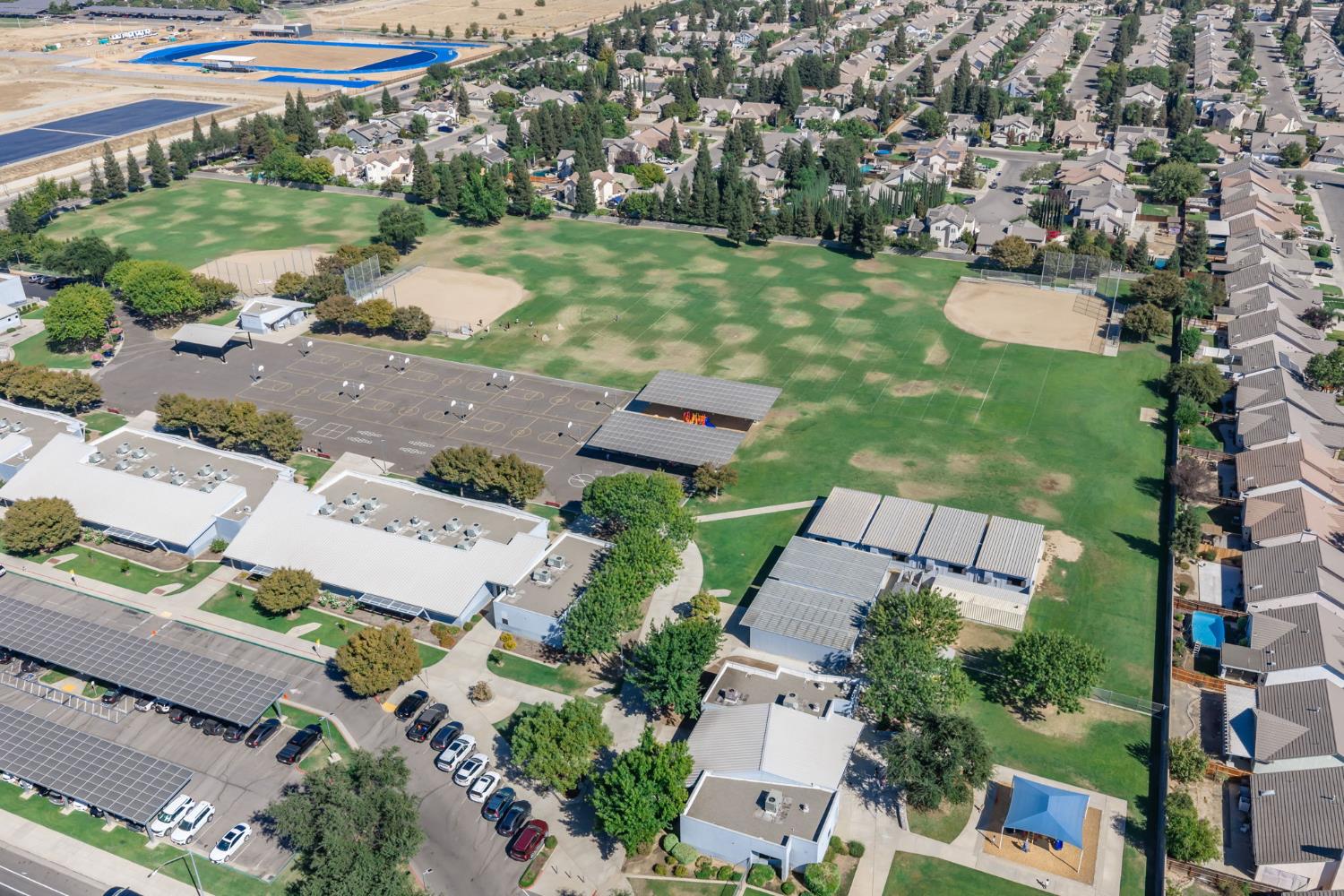 9740 N Whitney Ave, Fresno, CA 93720