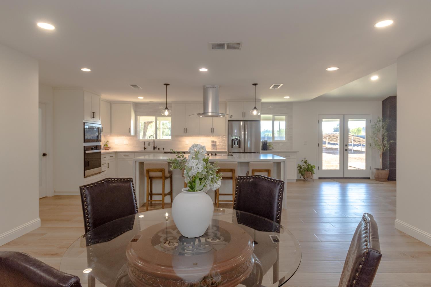 10858 N Armstrong Ave, Clovis, CA 93619
