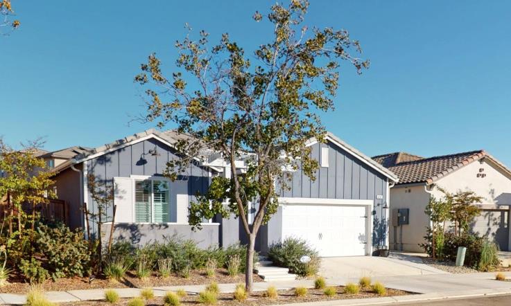 4245 Oak Knoll Rd, Madera, CA 93636
