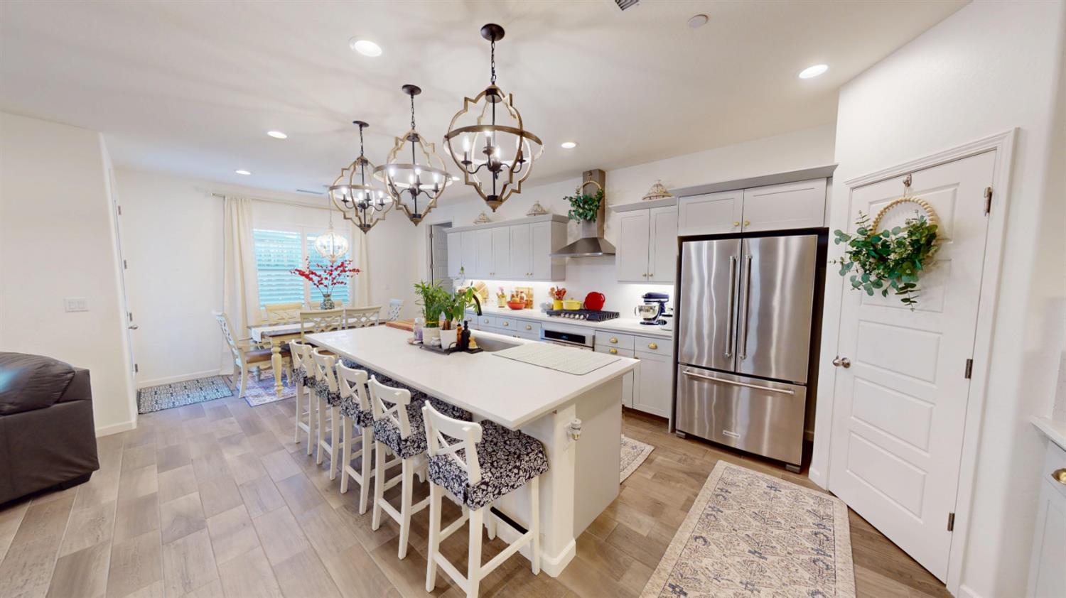 4245 Oak Knoll Rd, Madera, CA 93636
