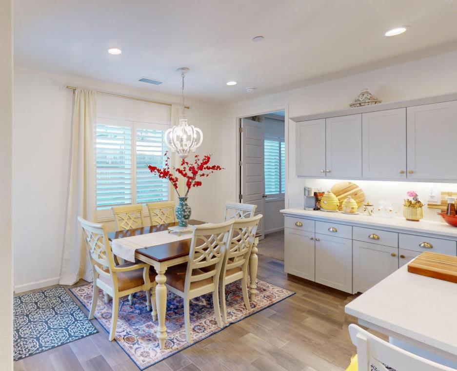 4245 Oak Knoll Rd, Madera, CA 93636