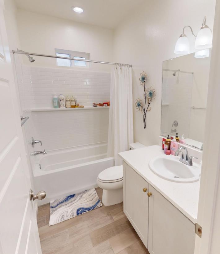 4245 Oak Knoll Rd, Madera, CA 93636