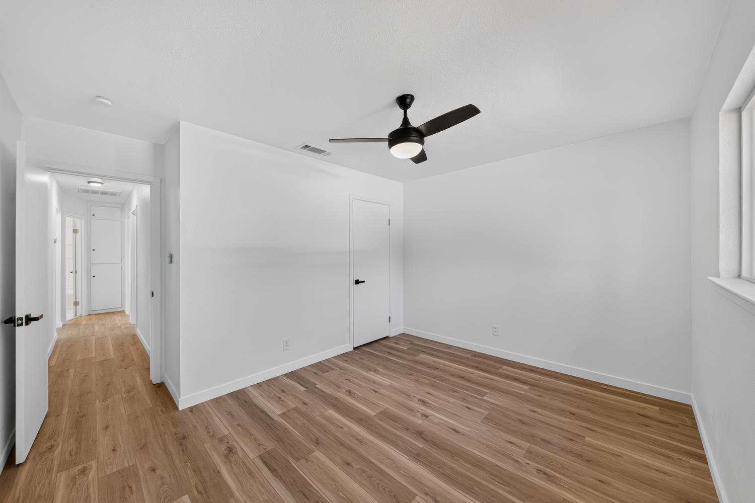 27366 Parkwood Ave, Madera, CA 93637