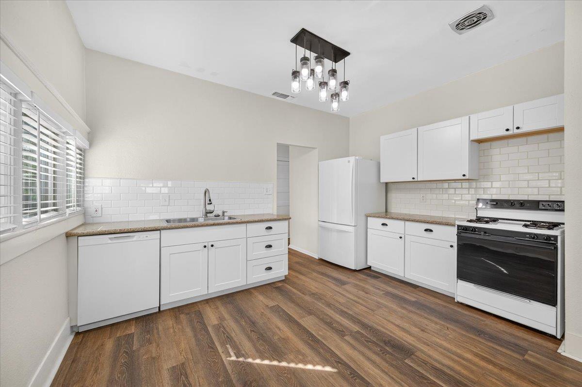 720 E Dudley Ave, Fresno, CA 93728