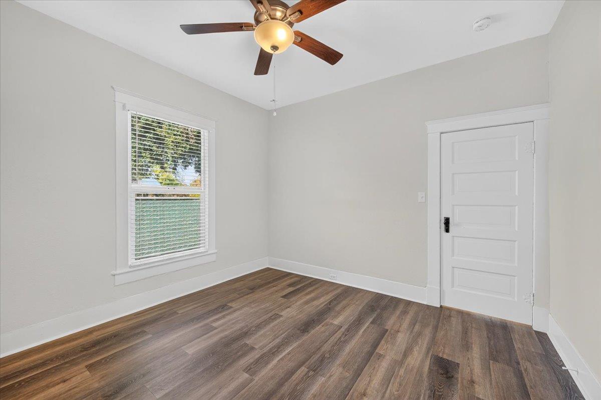 720 E Dudley Ave, Fresno, CA 93728