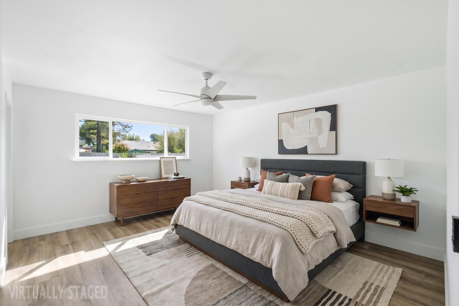 1553 W Palo Alto Ave, Fresno, CA 93711