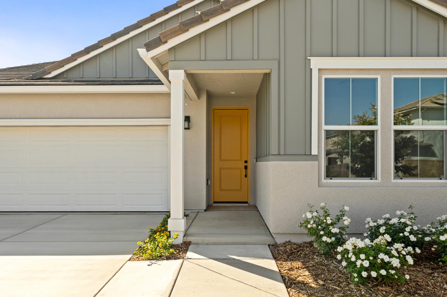 958 Ponderosa Way W, Madera, CA 93636
