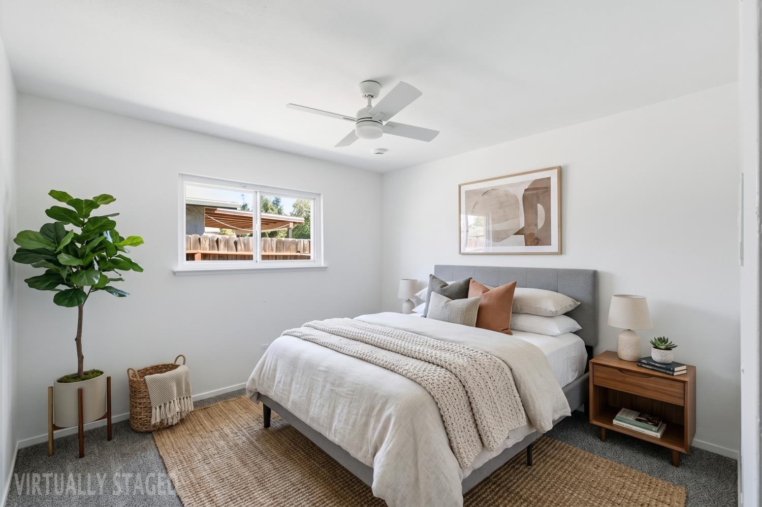 271 W Paul Ave, Fresno, CA 93704