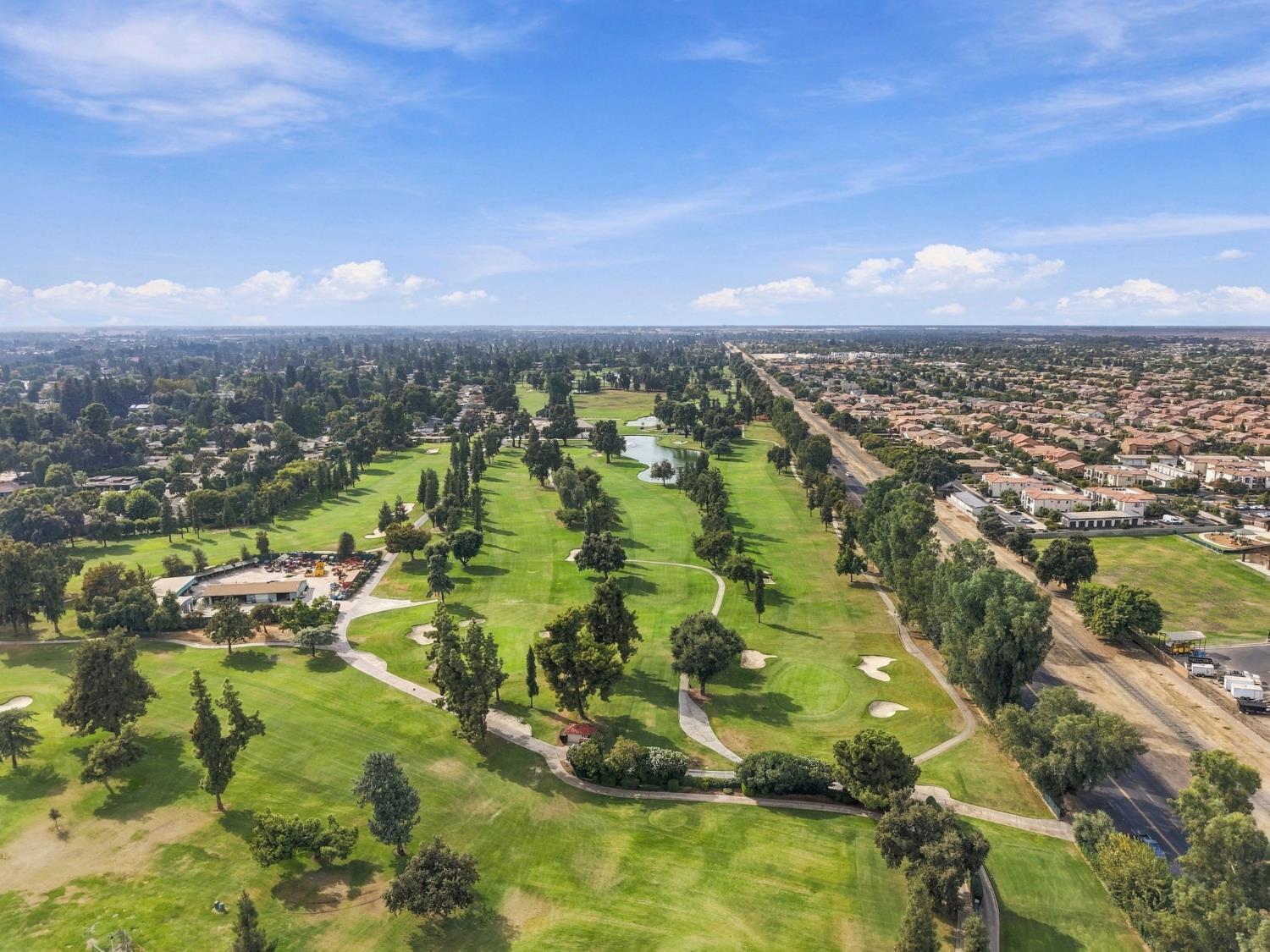 2950 W Border Links Dr, Visalia, CA 93291